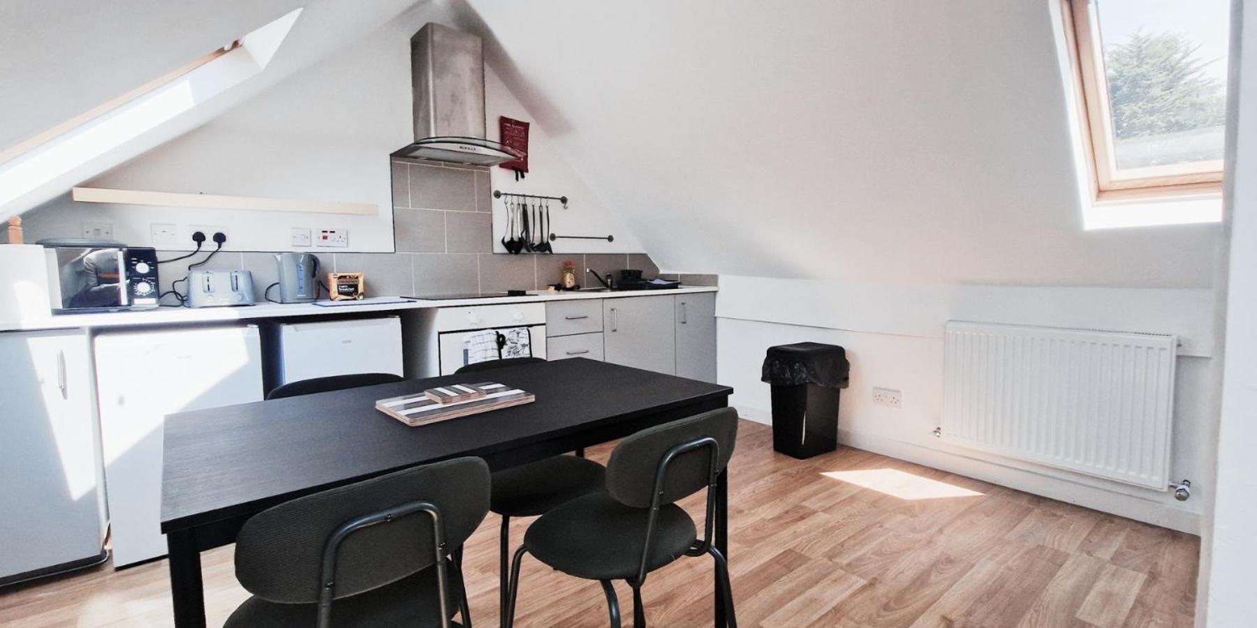 Cozy Room In Modern House Near Nottingham Bagian luar foto